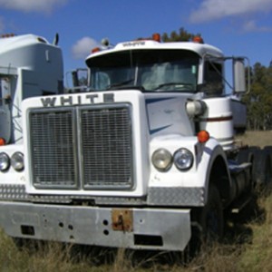 WANTED White Roadboss Prime Mover