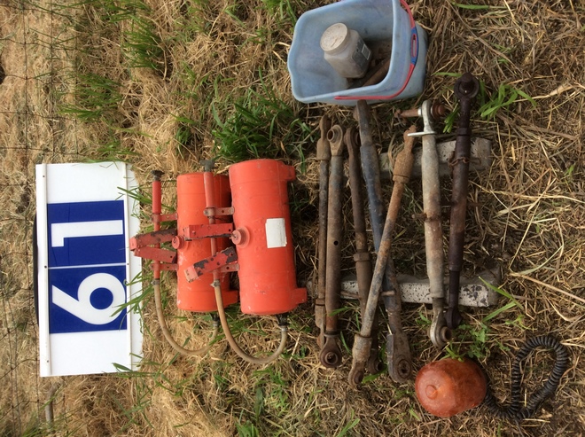 Under Auction - 3PL Top Arms & Rotating Beacon - 2% + GST Buyers Premium On All Lots 