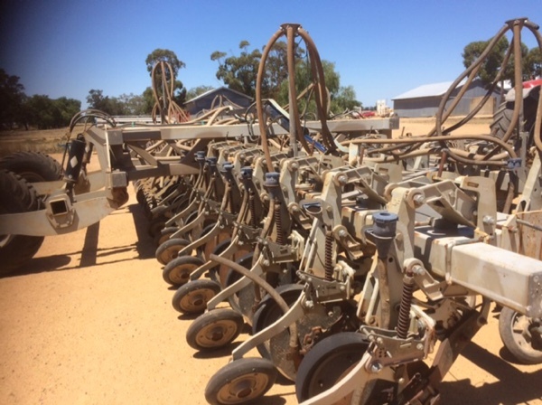 40FT NDF Disc Drill / Seeder For Sale ** Price Reduced ** Good discs on 330mm Spacing's