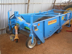 Potato or onion Digger