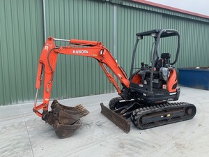 KUBOTA U25 3 BUCKETS