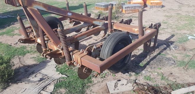 Agrow Plow 7 Tyne Deep Ripper