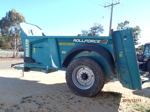 Rolland Rollforce 5013 Rear Discharge muck spreader
