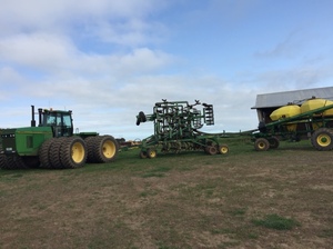 John Deere 8870 Tractor 