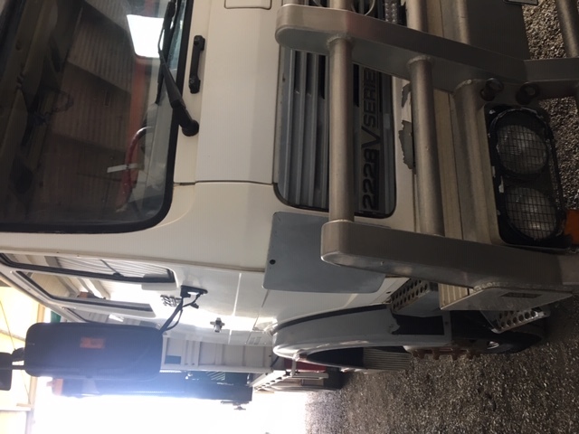 Mercedes Benz Tray Truck with Jetstream 20' Late Model Grouper