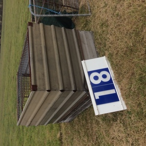 (A129) - Calf Crate 5 Ft 6 inches x 4 Ft