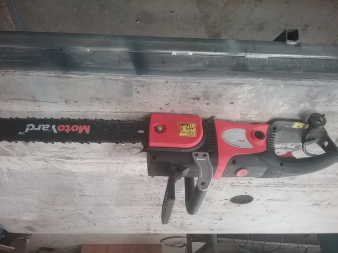 Under Auction - 1.16 Inch  Electric Chainsaw