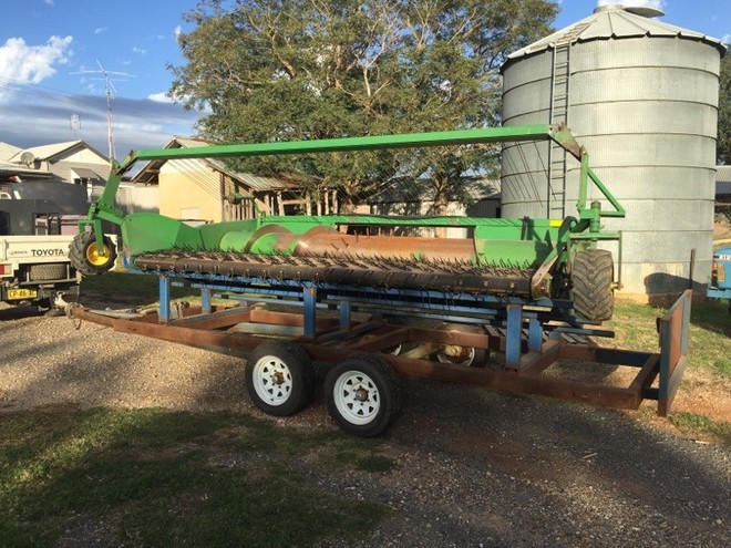 John Deere 914 Pickup Front