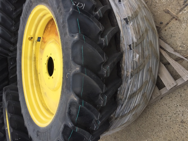 MITAS 380/90R46 RIMS & TYRES