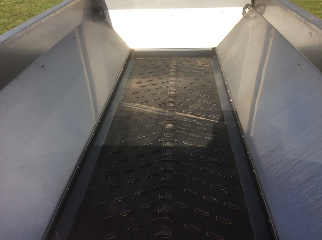 Gilltrap Twin Spin Spreader