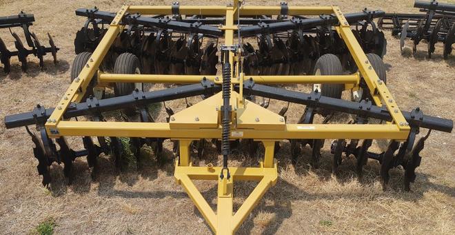 NEW Taylor-Way 36 Plate Tandem Disc with Rear Rolling Basket (4.074m Cut) -  Built in the USA "CLEARANCE 35% OFF"