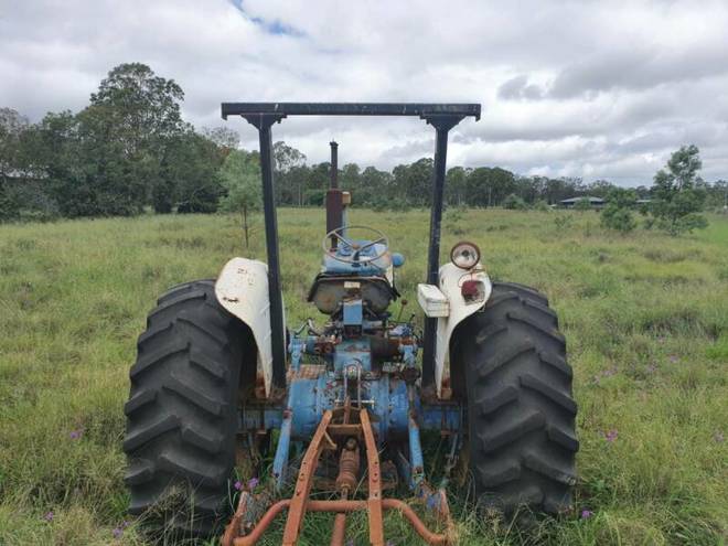 Ford 500 Tractor