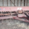 International 511 Combine 28 Row