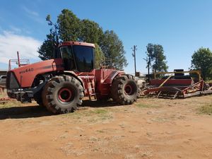 Case iH STX 440 and Bagshaw Bucket