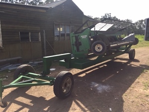 2004 John Deere 9760 STS Header