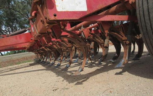 - IH 6-2 24R Combine - 