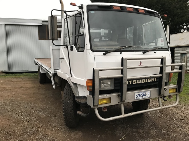 1986 Mitsubishi FM515m Truck For Sale