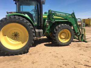 John Deere 8320 Tractor