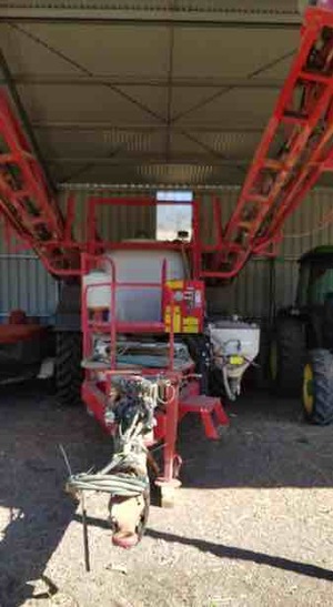 2014 Croplands 5000 Ltr 33M Boom Spray