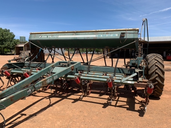 John Shearer Combine model 27R 6/90