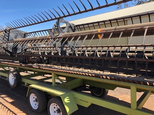 2010 MacDon D60-D 40ft Draper Front