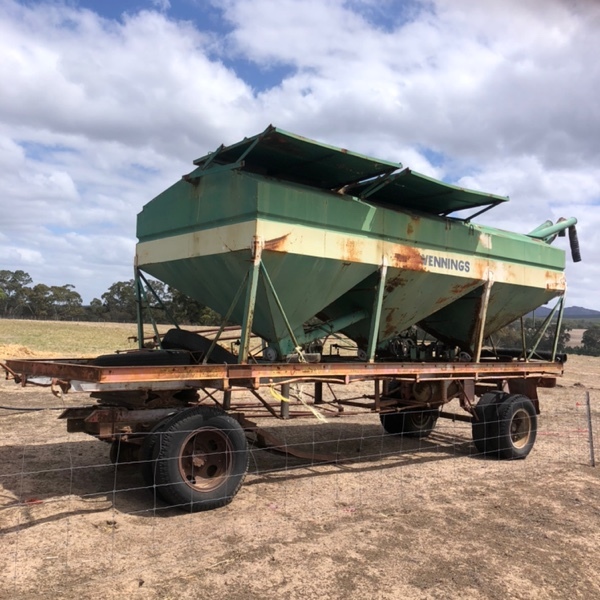 Vennings 3 bin on trailer