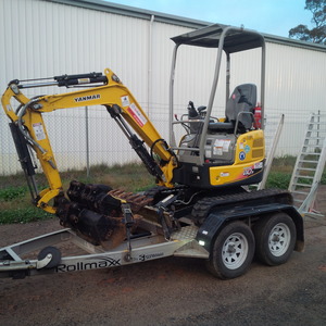1.7T Mini Excavator for Hire or Sale