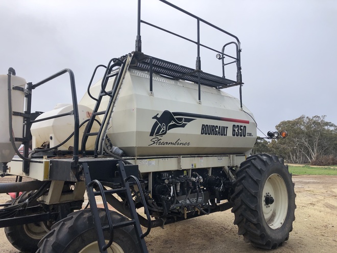 Bourgault 6350 Streamliner  Seed Cart   2012