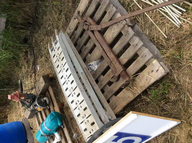 Under Auction - Car Ramps, Trawella Jack - 2% + GST Buyers Premium On All Lots 