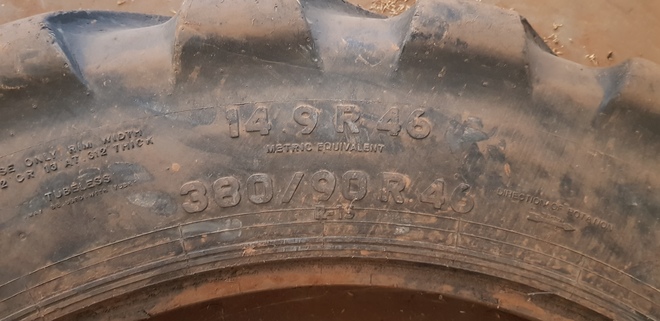 380/90r46 Titan Tyre
