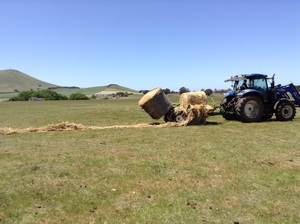 Round Bale Feeder Trailing Elsworth New