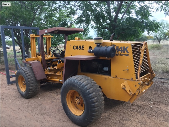 Case  M4K Rough Terrain Fork Lift