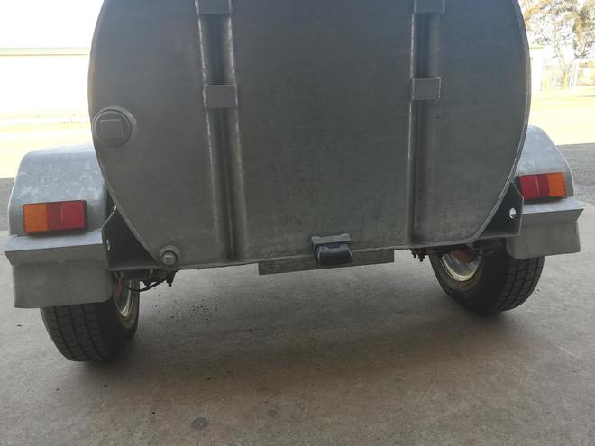 Brand new HDG 950 L fire unit/Trailer.