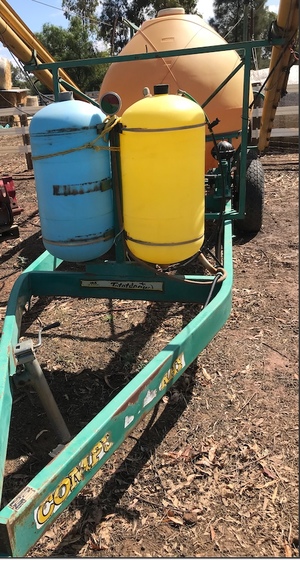 Boom Spray. Jet Stream