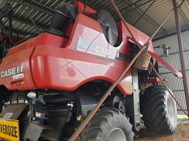 2009 Case IH 8120 Header
