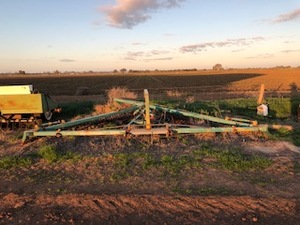 Phillips 3 point linkage prickle chain for sale