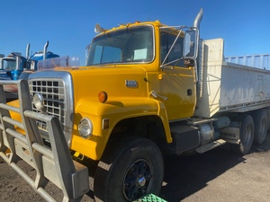 Work wanted - Ford Louisville 22 tonne 3 axle Tipper with 17 tonne Dog Trailer