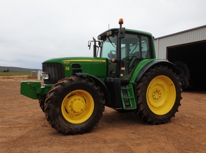 2008 John Deere 6930 Tractor with IVT
