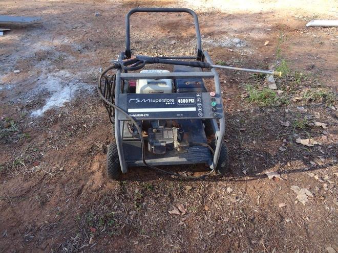 Under Auction - Presure Cleaner - Auction on now, ends 19/10/19 at 11 am 