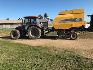2004 Case JXU100 & 2008 New Holland BR7070 round baler