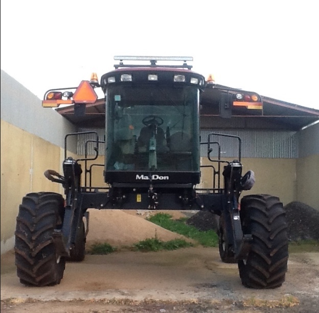  MacDon M 155 2016 Ex Canada  New