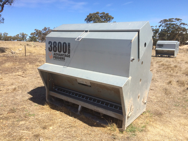 Advantage Feeders 3800HD Lick Feeder