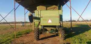 John Deere 7700