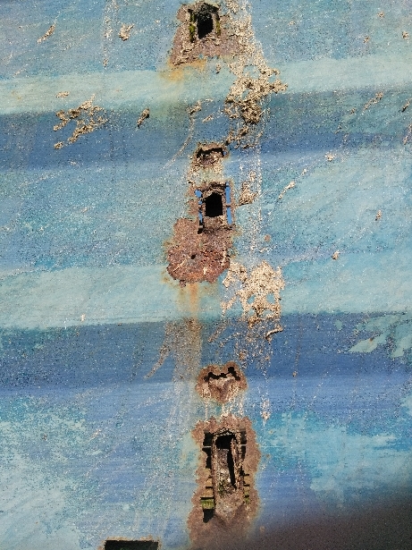 Under Auction - Cattle Crate 
