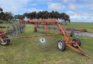 V Rake (14 Wheel)