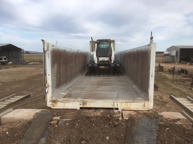 36' Steel Body Tipper For Sale