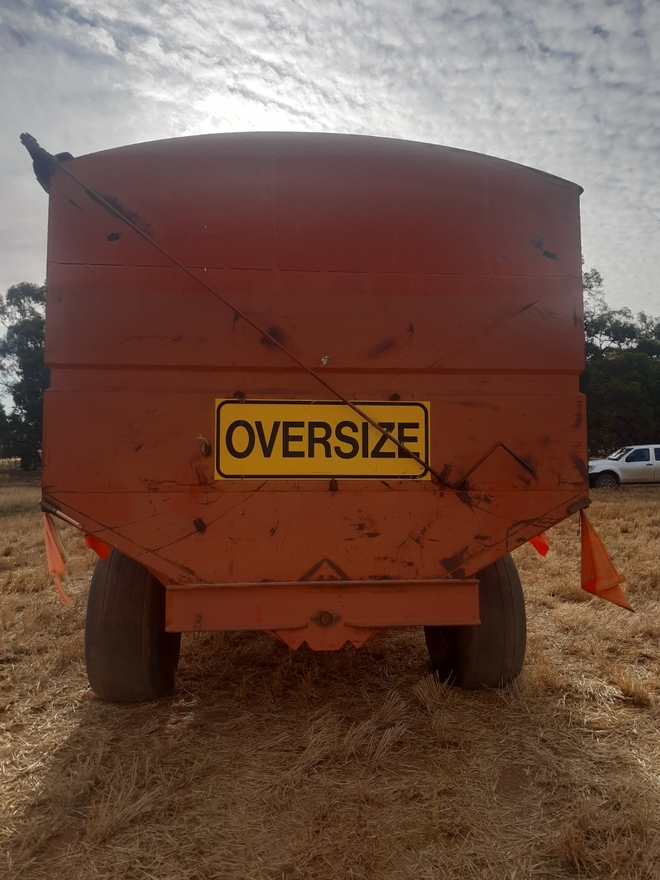 G.L.F Industries 14m/t Chaser Bin