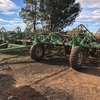 Smale 40ft airseeder + 5700 litre Simplicity aircart