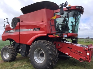 2010 CASE IH 8120 HEADER PLUS 2152 40FT MACDON FRONT WITH TRAILER.                PRICE REDUCTION!!!!  PRICE REDUCTION!!!