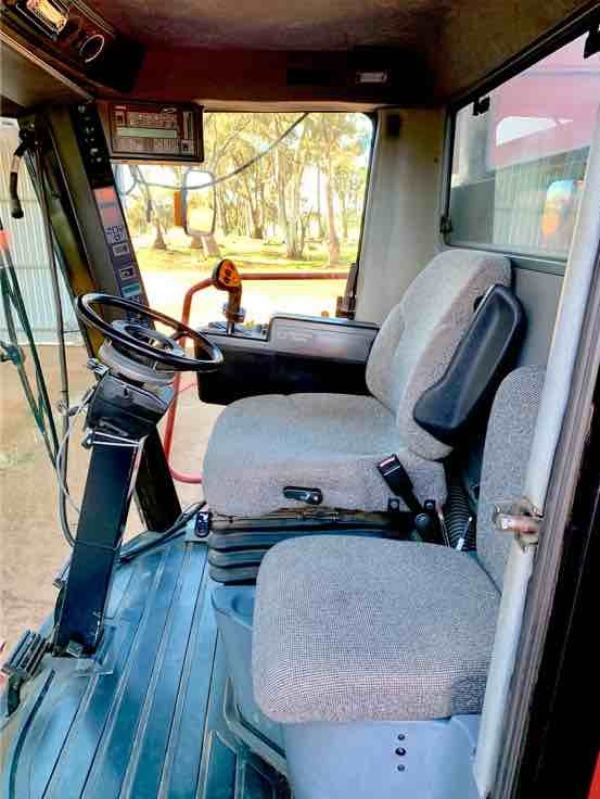 1999 CaseIH 2388 with 36ft Triple Deck Honeybee Front